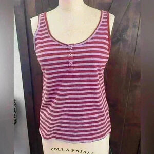 No Label Cute knit button front tank top size Small